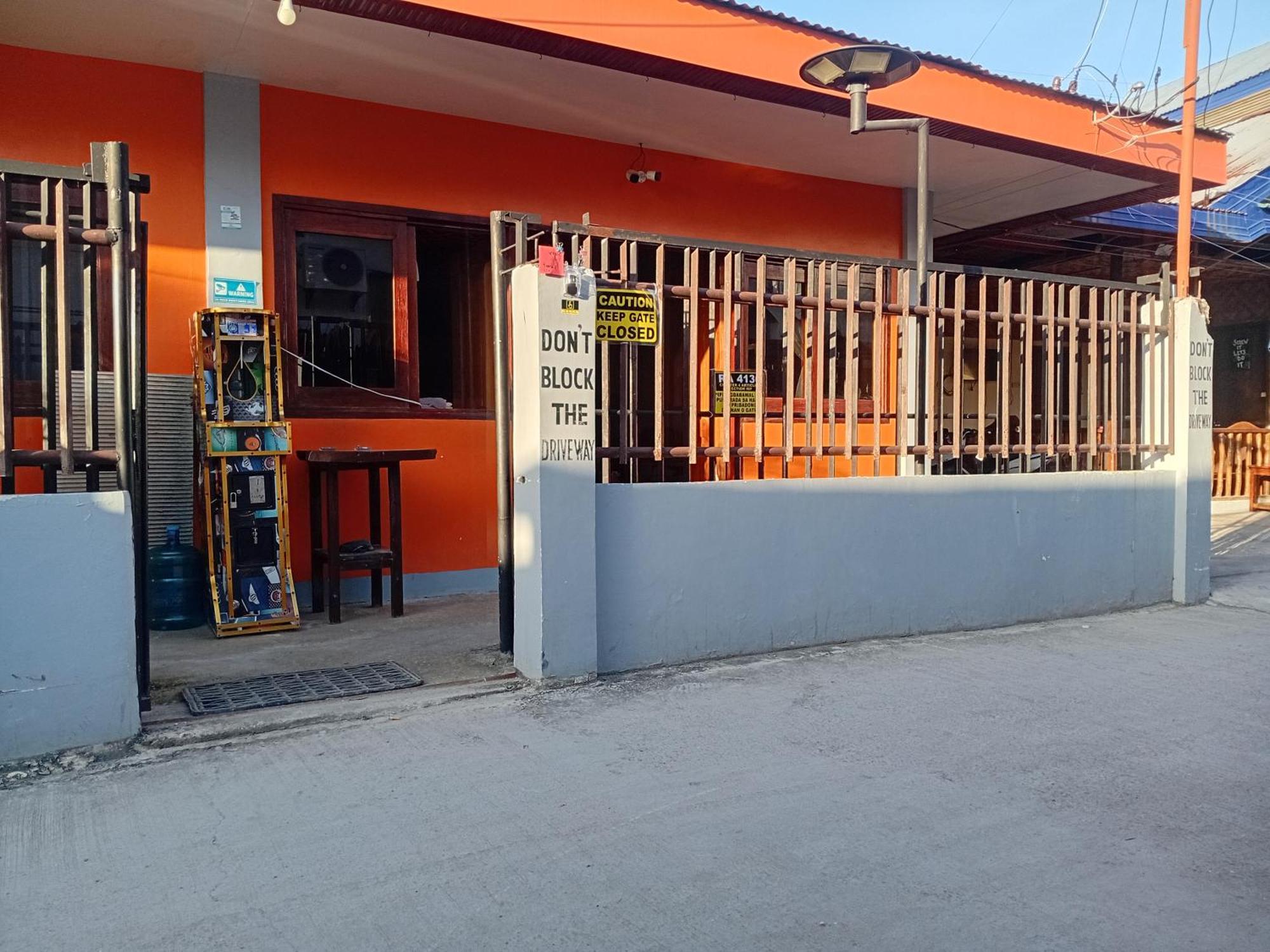 Edgar'S Guest House Moalboal Exterior foto